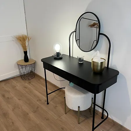 Maison Cosy Avec Jardin Prive Hypercentre A Deux Pas De La Place Ducale Lejlighed Charleville-Mézières